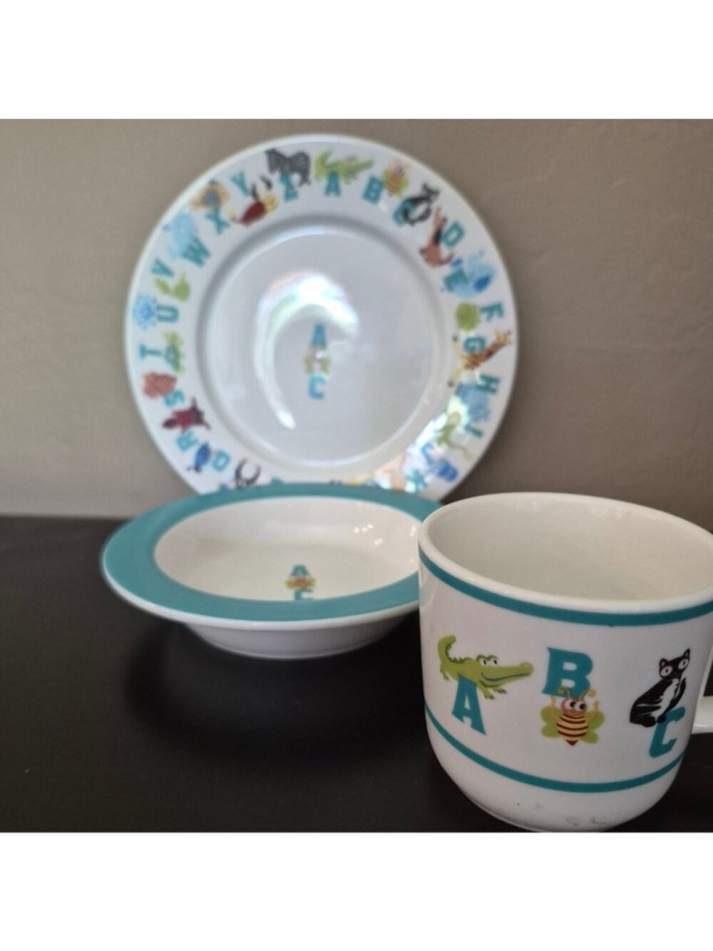 ABC Animals By Oneida 3-Piece Kids Dinnerware Set - Plate Bowl  Mug